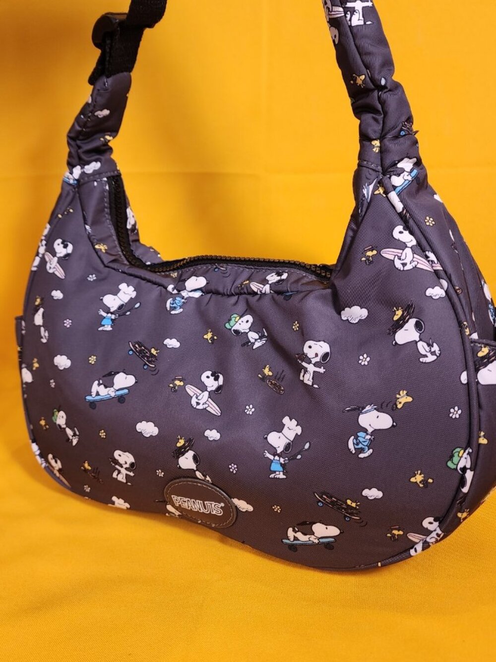 Peanuts Snoopy & Woodstock Icons AOP Nylon Shoulder Bag Purse Charm NEW - Picture 8 of 12